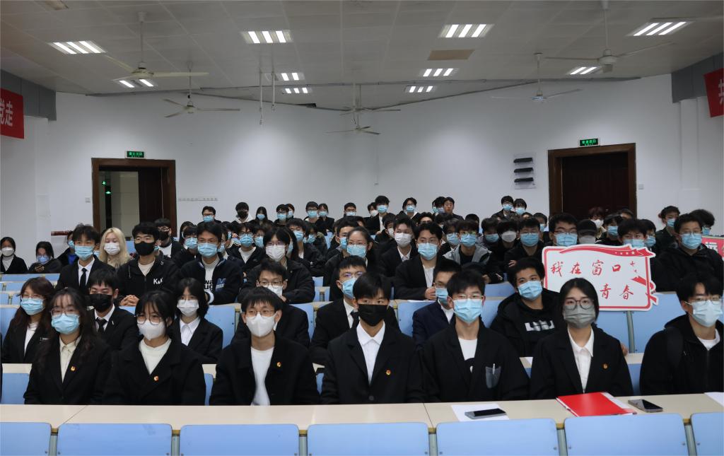 信息91制片厂
第五届团代会